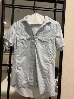 Ariat Light Blue & White Striped Short-Sleeve Button-Down Shirt